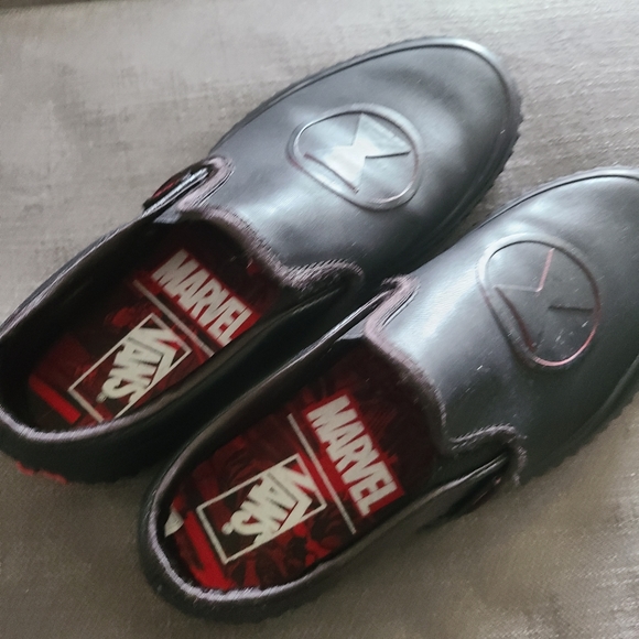 Black widow vans - Picture 4 of 4